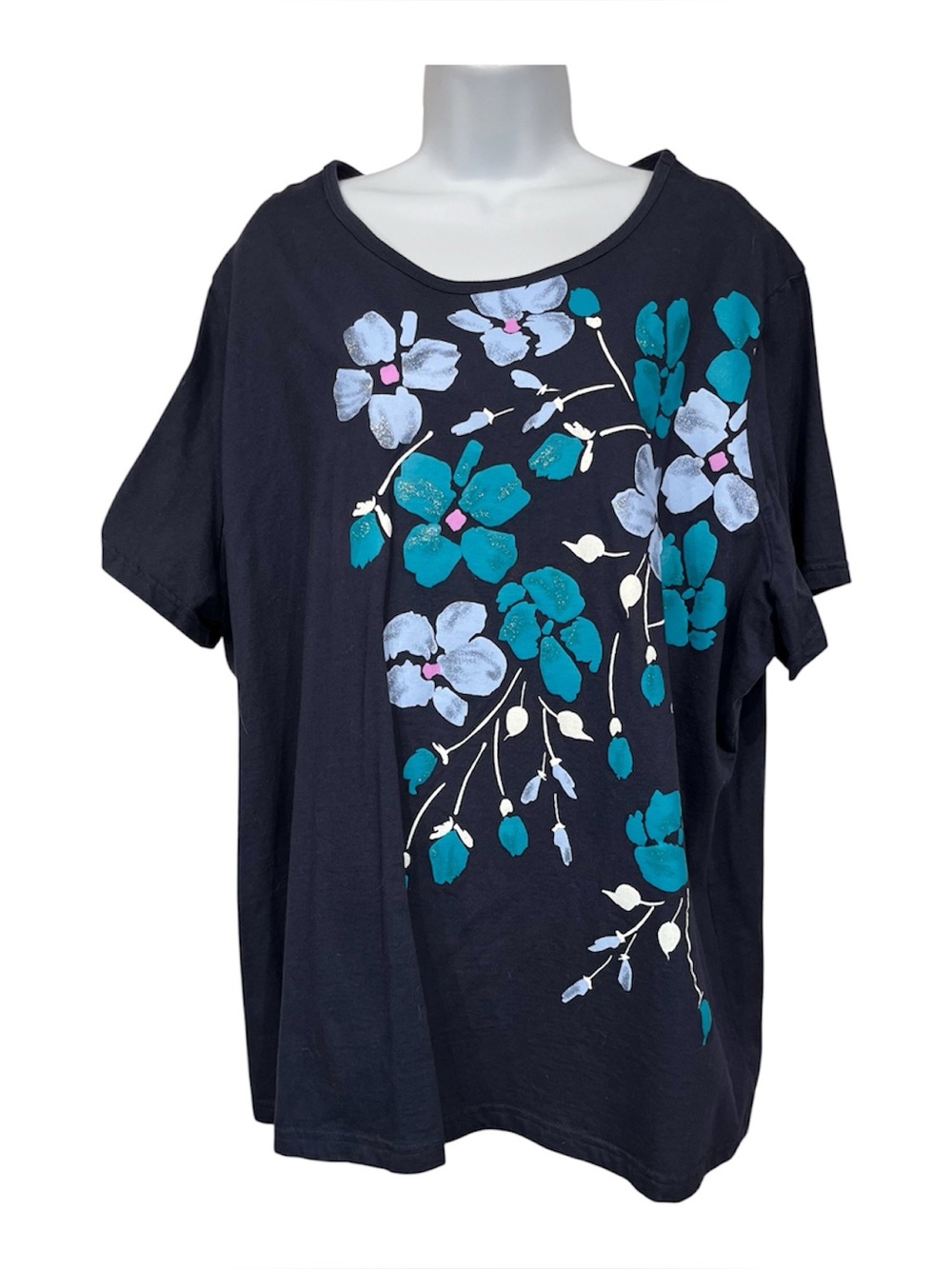 Basic Editions floral tee size 3X